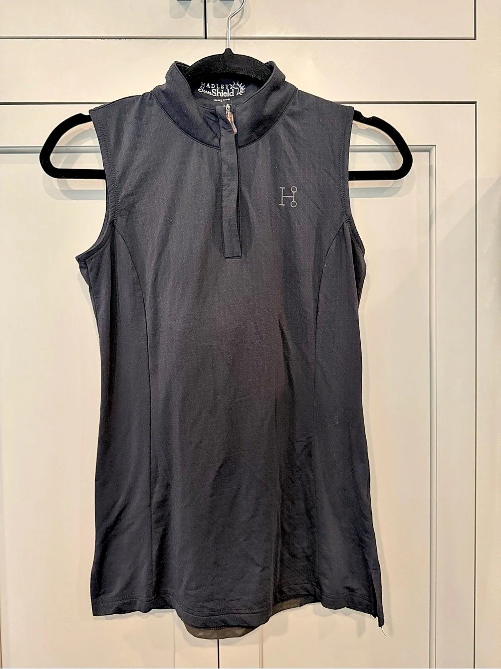 Hadley SunShield Sleeveless 1/4 Zip equestrian top Black Small